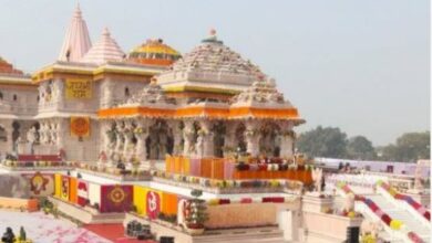 Photo of राम मंदिर से सुरक्षाकर्मियों ने संदिग्ध को पकड़ा