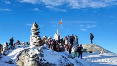 Photo of केदारकांठा में नए साल का जश्न मनाने उमड़े पर्यटक