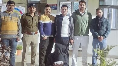 Photo of रुद्रपुर में पुलिस और एसटीएफ ने हेरोइन के साथ तस्कर को किया गिरफ्तार, दूसरा साथी फरार