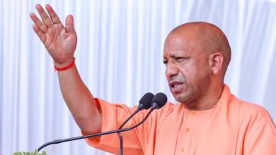 Photo of CM योगी की अधिकारियों को दो टूक, बाढ़ से बचाव के सारे काम 15 जून तक कर लें पूरे
