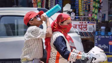 Photo of दिल्ली वालों को 40 डिग्री टॉर्चर से मिलेगी राहत! चलने वाली है तेज हवा, बारिश का भी अलर्ट