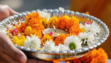 Photo of वट सावित्री व्रत पर करें ये आरती, शुभ फलों की होगी प्राप्ति