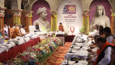 Photo of इंदौर में सीएम मोहन यादव ने ली कैबिनेट की विशेष बैठक, किए ये बड़े ऐलान