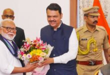 Photo of  CM देवेंद्र फडणवीस ने बताया छगन भुजबल को ‘OBC की आवाज’, कांग्रेस बोली- ‘वॉशिंग मशीन में धुलकर अब…’