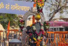 Photo of महाराष्ट्र: शनि शिंगणापुर मंदिर में 144 मुस्लिम समेत 167 कर्मचारी बरखास्त