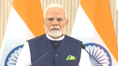 Photo of  मैक्रों से जब मिले पीएम मोदी तो ट्रंप का नाम लेकर ये क्या कह दिया- ‘आजकल आप ट्विटर पर लड़ रहे हैं…’