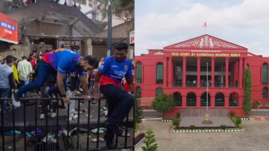 Photo of बेंगलुरु भगदड़ मामले में RCB ने खटखटाया हाई कोर्ट का दरवाजा, जानें किसे ठहराया हादसे का जिम्मेदार