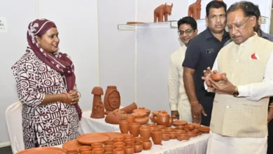 Photo of छत्तीसगढ़ में हस्तशिल्प विकास की अपार संभावना, CM साय ने हस्तशिल्पियों को वितरित की अनुदान राशि