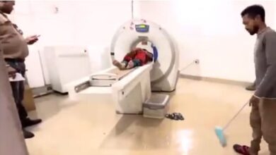 Photo of ओडिशा के अस्पताल का बुरा हाल: CT स्कैन और MRI मशीनों वाले कमरों में भरा पानी