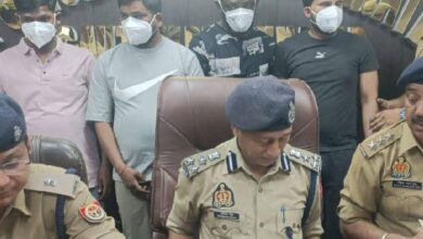 Photo of नोएडा में साइबर ठगी का एक और मामला आया सामने, पुलिस ने गिरोह के 8 लोगों को किया गिरफ्तार