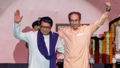 Photo of 13 साल बाद एक बार फिर सरप्राइज एंट्री! उद्धव ठाकरे के जन्मदिन पर मातोश्री पहुंचे राज ठाकरे