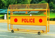 Photo of  ‘दुष्कर्म से बचने के लिए घर पर ही रहें’, गुजरात ट्रैफिक पुलिस के पोस्टर पर छिड़ा विवाद