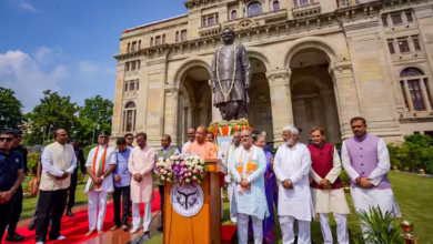 Photo of सीएम योगी ने अटल बिहारी वाजपेयी की पुण्यतिथि पर दी श्रद्धांजलि, कहा- राजनीति को दी नई दिशा