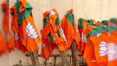 Photo of यूपी इन 100 से ज्यादा विधायकों टिकट काट सकती है BJP! सियासी हलचल तेज