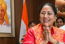 Photo of सीएम रेखा गुप्ता ने छावला बीएसएफ कैंप में लगाए पौधे