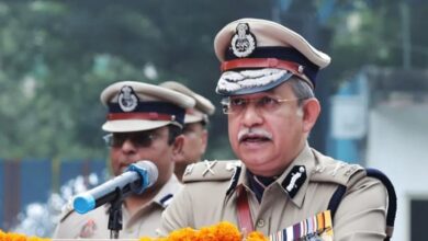 Photo of सीएम रेखा गुप्ता पर हमले के अगले दिन बदले गए दिल्ली पुलिस कमिश्नर, IPS सतीश गोलचा को जिम्मेदारी