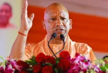 Photo of यूपी में खाद की कमी के दावों के बीच आया योगी सरकार का बयान, सभी 18 मंडलों के बारे में दी ये जानकारी