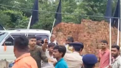 Photo of बिहार: दरभंगा में तेजस्वी को काला झंडा दिखाने की कोशिश हुई नाकाम