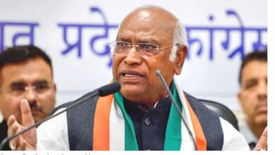 Photo of मल्लिकार्जुन खरगे ने चुनाव आयोग पर लगाया आरोप