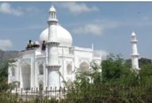 Photo of राजस्थान: सेवन वंडर्स ढहाने की कार्रवाई तीसरे दिन भी जारी, ताजमहल पर चला हथौड़ा