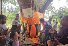 Photo of कश्मीरी पंडितों ने बडगाम में 35 साल बाद खोला शारदा भवानी मंदिर