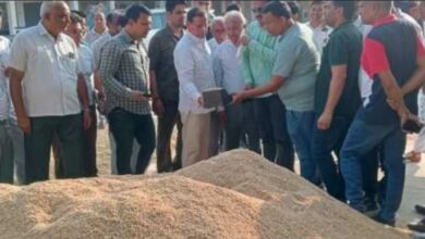 Photo of हरियाणा: राज्य मंत्री ने किया अनाजमंडी का दौरा, धान खरीद कार्य का किया निरीक्षण
