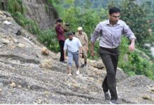 Photo of उत्तराखंड: आपदा के कारण आज कई रूट डायवर्ट, मसूरी का रास्ता आज भी बंद