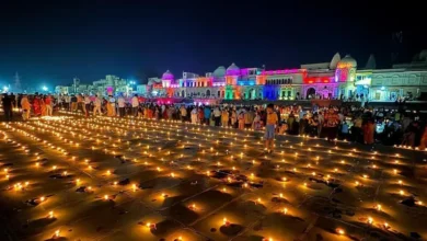Photo of अयोध्या दीपोत्सव 2025: 26 लाख दीपों से जगमगाएगा सरयू तट, 1100 ड्रोन शो और 14 झांकियों का भव्य आयोजन