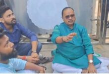 Photo of बिहार: सीएम हाउस के बाहर धरने पर बैठे जदयू विधायक गोपाल मंडल