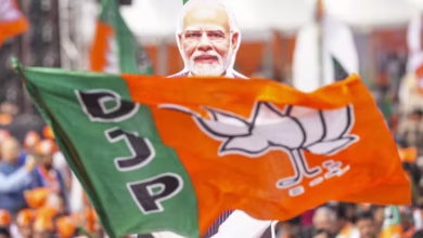 Photo of बिहार में प्रचंड जीत के बाद यूपी की ओर बढ़ेगा बीजेपी का रथ! इन चार मोर्चों पर रहेगी सबकी नजर