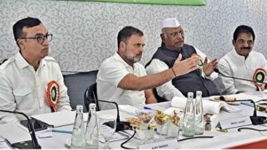 Photo of बिहार: कांग्रेस की समीक्षा बैठक में आपस में भिड़े 2 उम्मीदवार