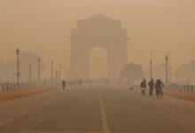 Photo of सांसों पर संकट बरकरार, 400 के पार दिल्ली-NCR का AQI