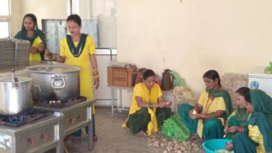 Photo of दिल्ली में 100 स्थानों पर जल्द शुरू होगी अटल कैंटीन