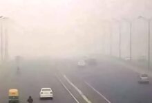 Photo of दिल्ली में ‘दमघोंटू’ हवा की मार, इन जगहों पर AQI 400 पार