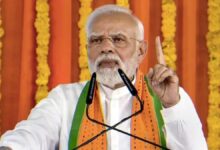 Photo of ‘दिल्ली में बैठकर गणित निकालने वाले लोग आकर देखें हवा का रुख क्या है’, आरा की रैली में बोले PM मोदी