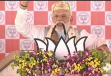 Photo of पीएम मोदी ने धर्म के अपमान पर राहुल गांधी, लालू यादव को घेरा