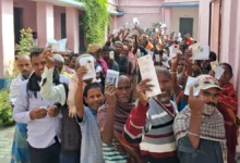 Photo of Bihar Voting Percentage: दूसरे चरण में 3 बजे तक 60.40 फीसदी मतदान, जानें कहां सबसे कम और कहां ज्यादा वोटिंग?