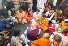 Photo of हरियाणा पहुंची धीरेंद्र शास्त्री की पदयात्रा, केंद्रीय मंत्री मनोहर लाल खट्टर हुए शामिल