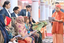 Photo of Gorakhpur News: फरियादियों पर नरम और अपराधियों पर सख्त दिखें CM योगी, जनता दर्शन में सुनीं लोगों की समस्याएं
