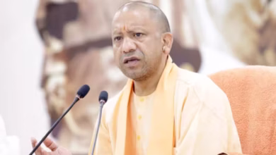 Photo of अयोध्या-प्रयागराज हाइवे पर हुए हादसे में 3 श्रद्धालुओं की मौत, CM योगी ने घटना का लिया संज्ञान