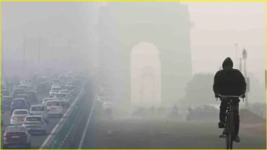 Photo of Weather Update: दिल्ली में कड़ाके की ठंड ने दी दस्तक, दो दिन सताएगा घना कोहरा, जानें कितना रहेगा प्रदूषण का स्तर