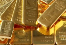 Photo of Gold Price Today: सोने की कीमतें घटी या बढ़ी? जानें 12 दिसंबर को चेन्नई से हैदराबाद तक किस रेट पर बिक रहा है सोना