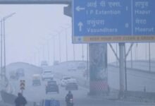Photo of दिल्ली-NCR में ‘जहरीले’ स्मॉग की चादर, कई इलाकों में हवा बेहद खराब