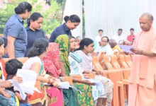 Photo of ‘गरीबों को उजाड़ने वाले कतई न बख्शे जाएंगे…’, जनता दर्शन में CM योगी का सख्त निर्देश