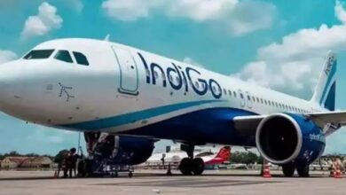 Photo of इंडिगो फ्लाइट को बम से उड़ाने की धमकी, मुंबई एयरपोर्ट पर इमरजेंसी लैंडिंग 
