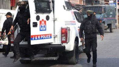 Photo of श्रीनगर में विदेशी नागरिक बिना दस्तावेज ठहरे