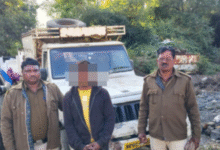 Photo of अवैध कबाड़ परिवहन पर पुलिस की कार्रवाई, पिकअप जब्त कर चालक को गिरफ्तार किया