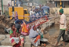 Photo of जमशेदपुर में बिना सूचना के खोदी सड़क, 50 हजार की आबादी परेशान