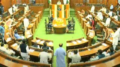 Photo of दिल्ली विधानसभा में हंगामा, AAP की मांग- कपिल मिश्रा की सदस्यता रद्द हो, बीजेपी बोली- आतिशी को अयोग्य ठहराएं