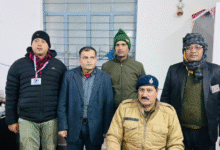 Photo of बागमती एक्सप्रेस में फर्जी टीटीई गिरफ्तार, यात्रियों से कर रहा था अवैध वसूली